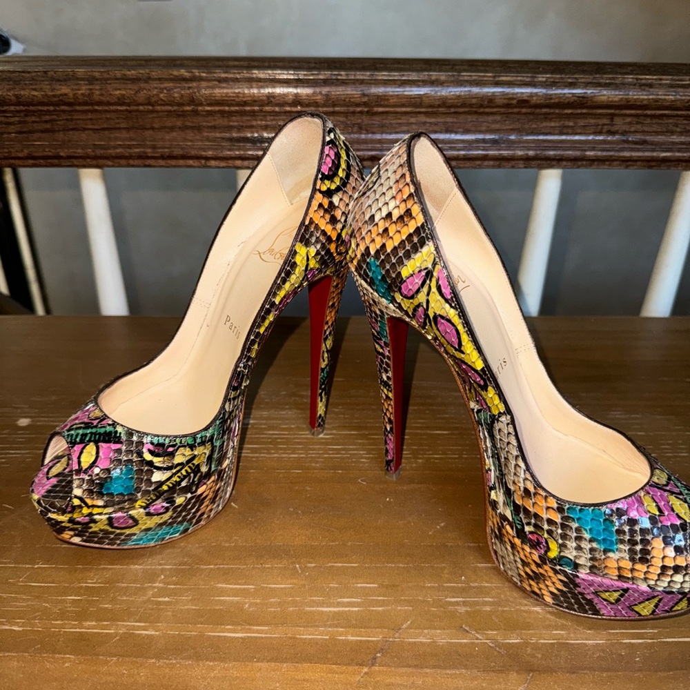 Christian Louboutin ~ Real Python Open Toes Bianc… - image 2